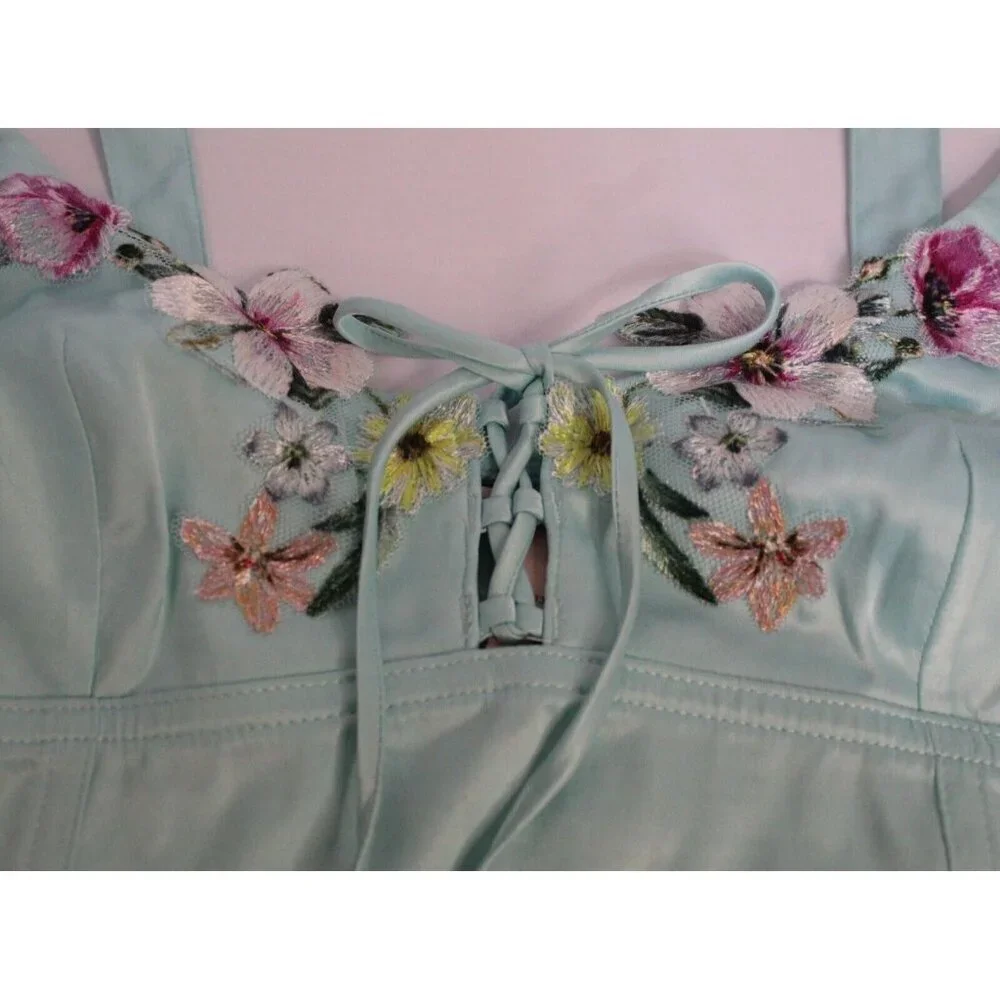 NWT Victoria Secret Lt. Blue/Green Lace Embellished Side Zip Cami Size Small - Picture 7 of 14